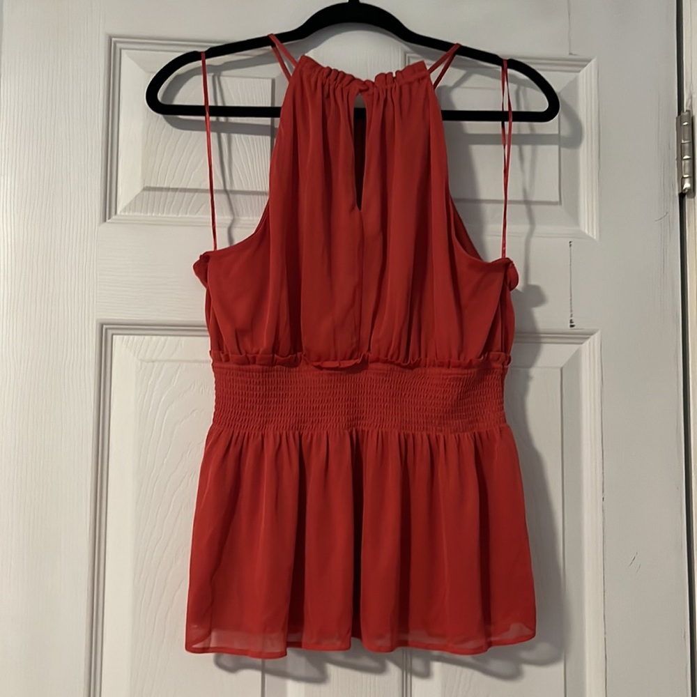 Express Top - Picture 2 of 3